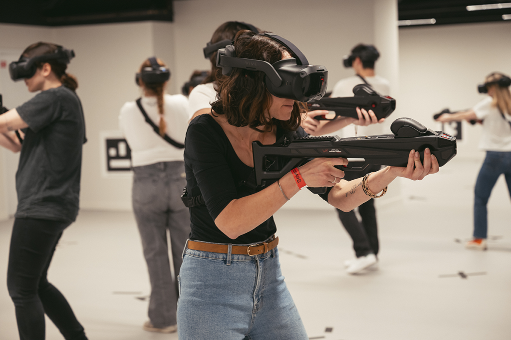 activité indoor salle de réalité virtuelle sur paris en freeroaming chez Seven Squares Paris
